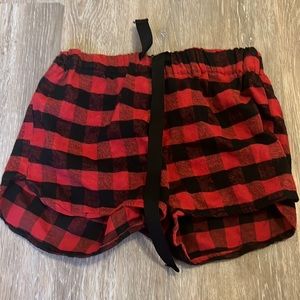 basic plaid pj shorts